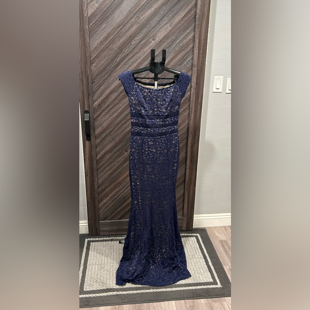 PreOwned Gala Dress from Windsor (only wore it once)